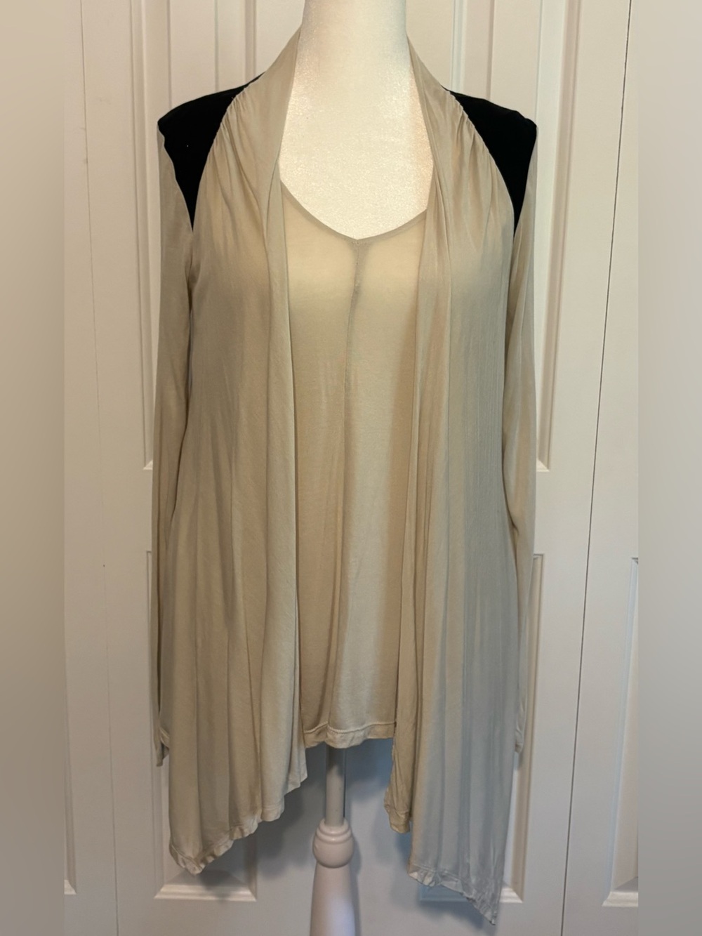 PHILOSOPHY, Twin Set, Light Gray Cardigan and Top with Black Trim, Size M